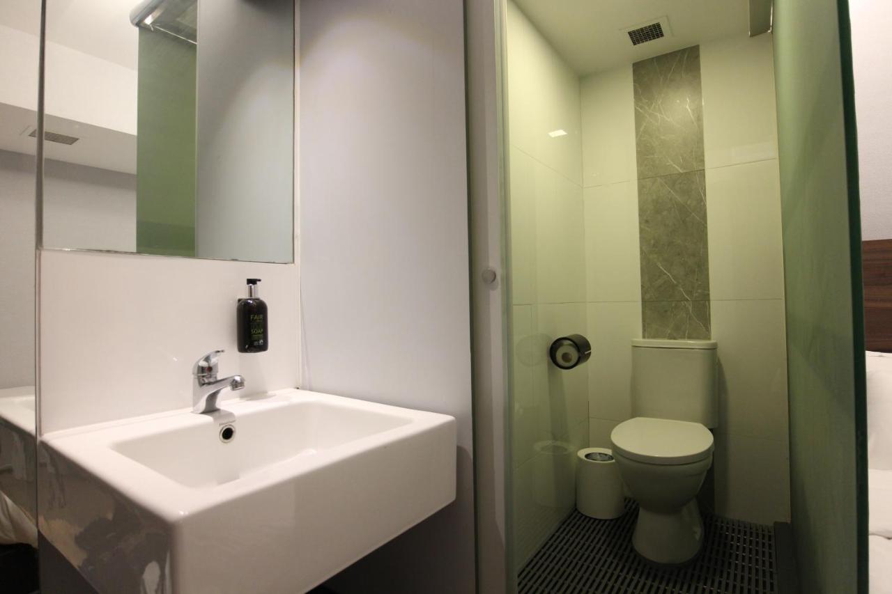 St Signature Bugis Beach, Short Overnight, 12 Hours, Check In 7pm Or 9pm 3* Singapura